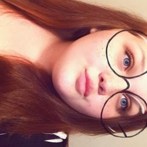 Meet your Posher, Hallie